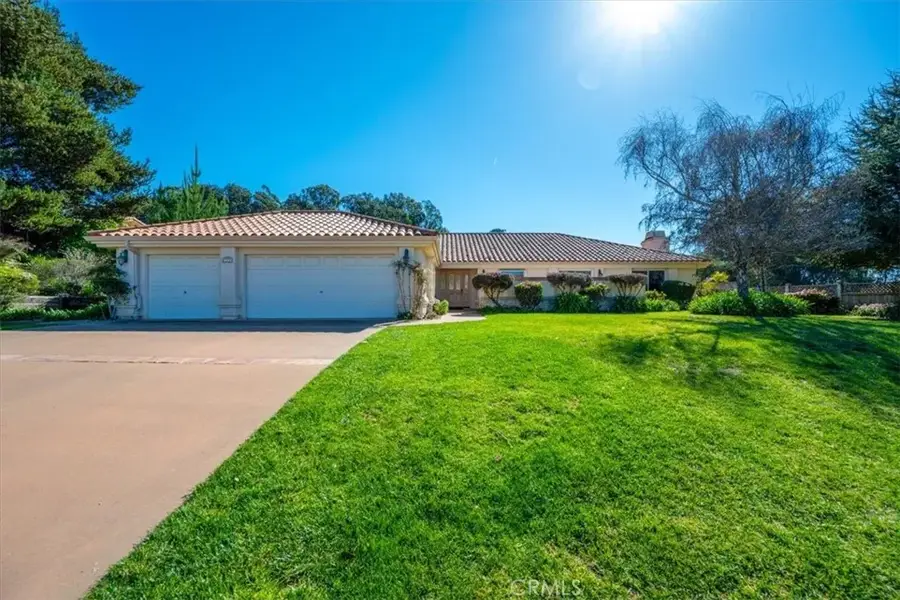 765 Ridgemont, Arroyo Grande, CA 93420 - Image #2