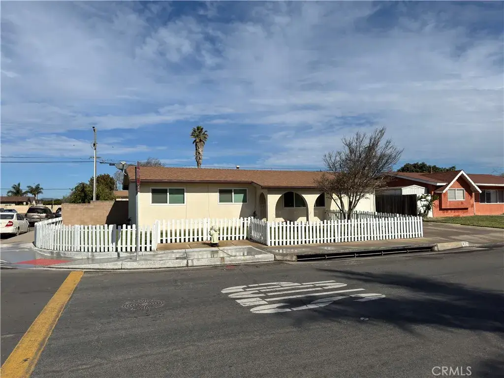 971 W Harding, Santa Maria, CA 93458 - #1