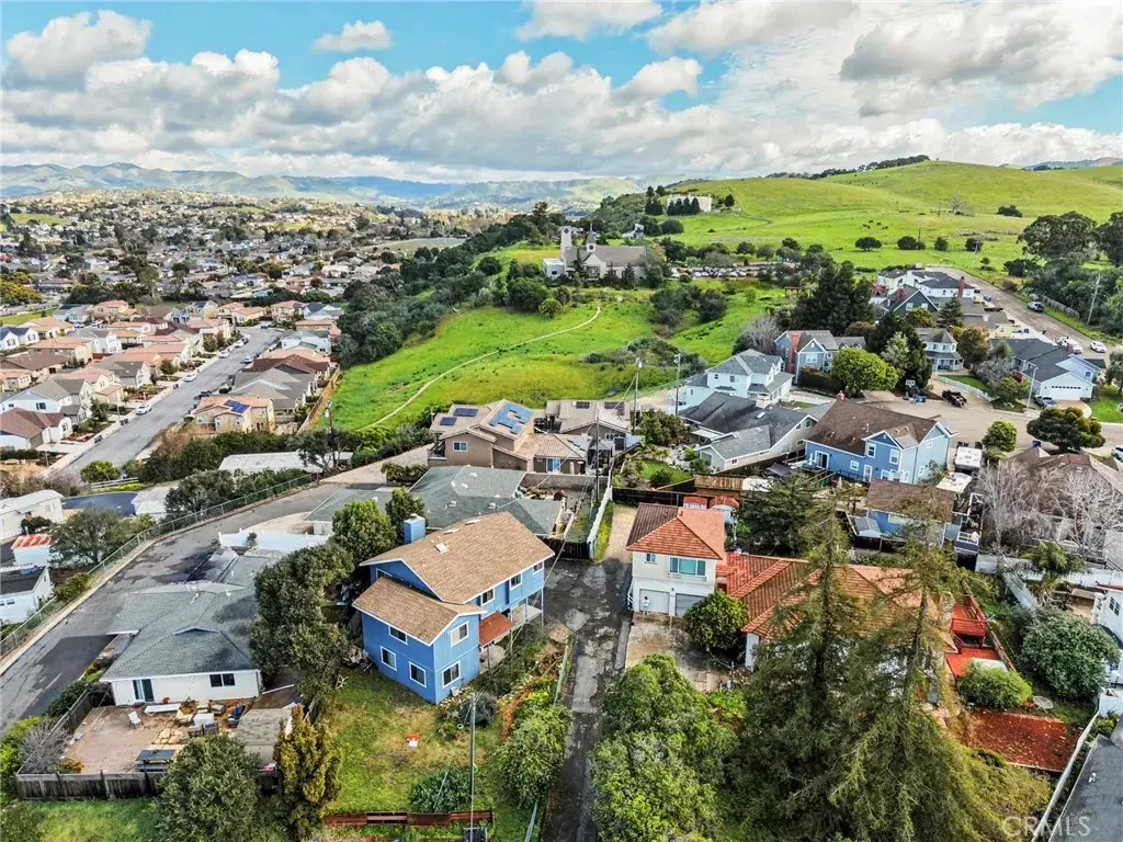 571 S Traffic Way, Arroyo Grande, CA 93420 - #1