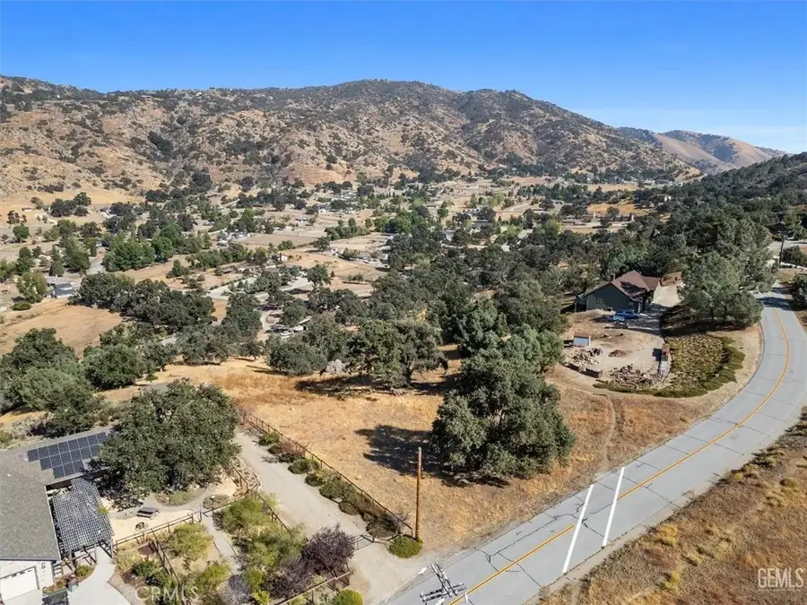26981 Oakflat, Tehachapi, CA 93561 - #3