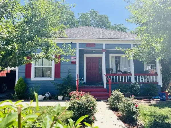 824 N Willis, Visalia, CA 93291