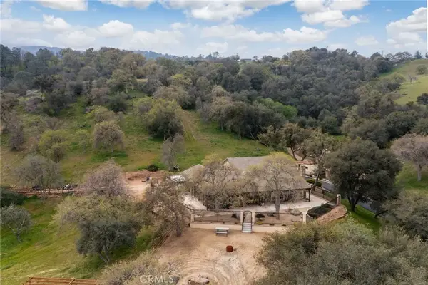 29501 Hart Oaks Drive, Keene, CA 93531