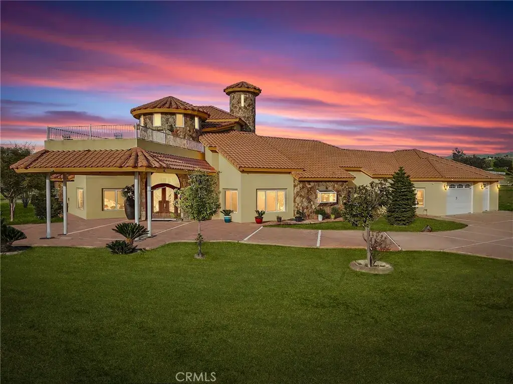 9446 Kern River, Bakersfield, CA 93308 - #1