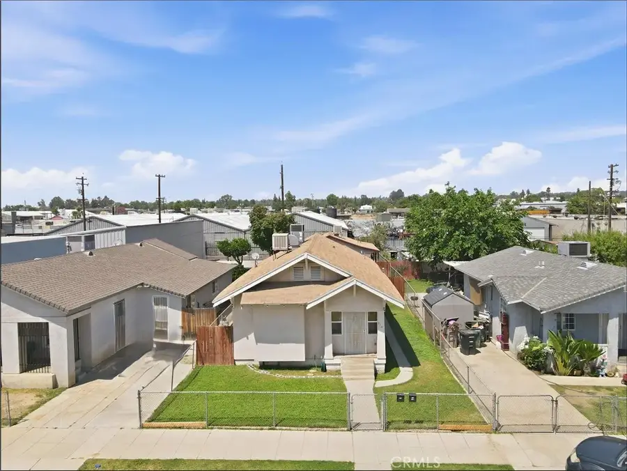 410 E 21st, Bakersfield, CA 93305 - #3