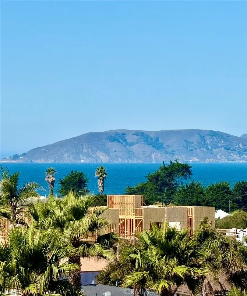 149 N 2nd Street, Grover Beach, CA 93433 - #3