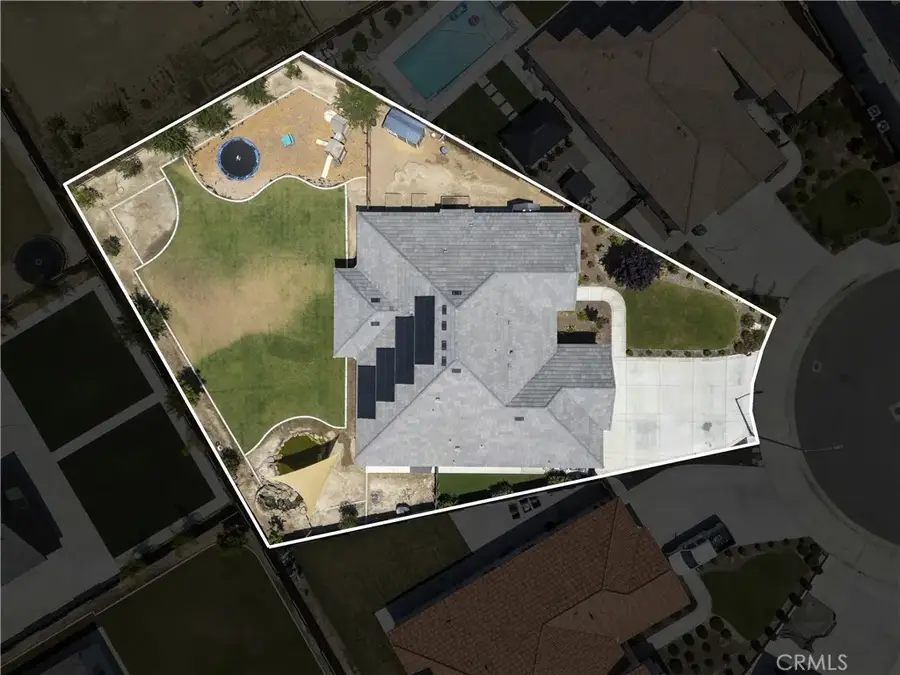 719 Winooski Court, Bakersfield, CA 93314 - #2