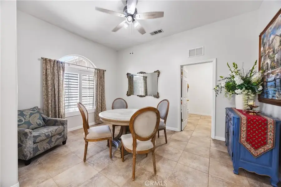 5307 Glacier Springs, Bakersfield, CA 93313 - #2