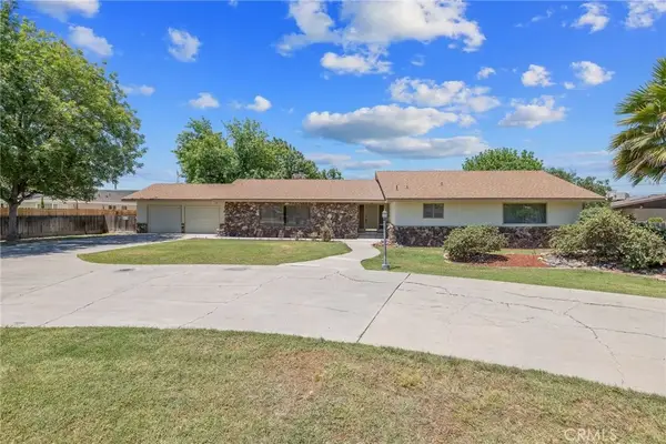 8640 12th, Hanford, CA 93230