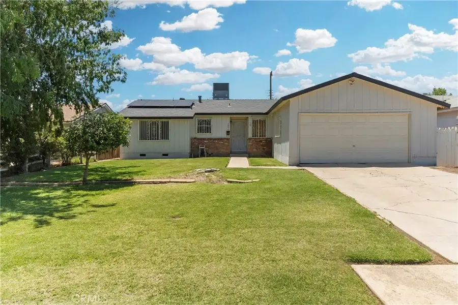 2804 Pomona, Bakersfield, CA 93305 - #2