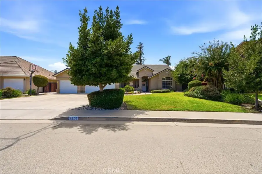 5535 W Vine Court, Visalia, CA 93291 - #2