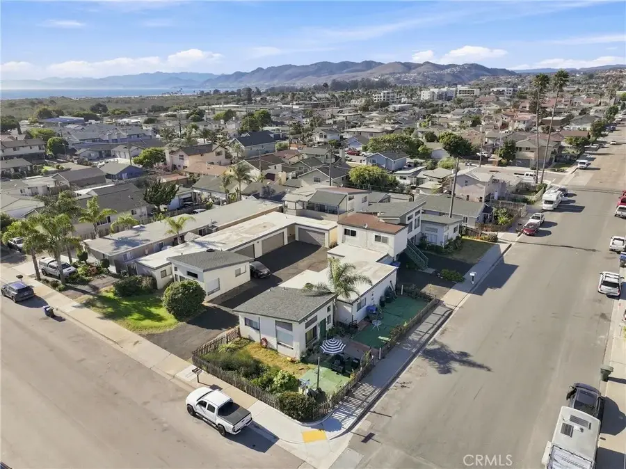 590 S 6th, Grover Beach, CA 93433 - #3