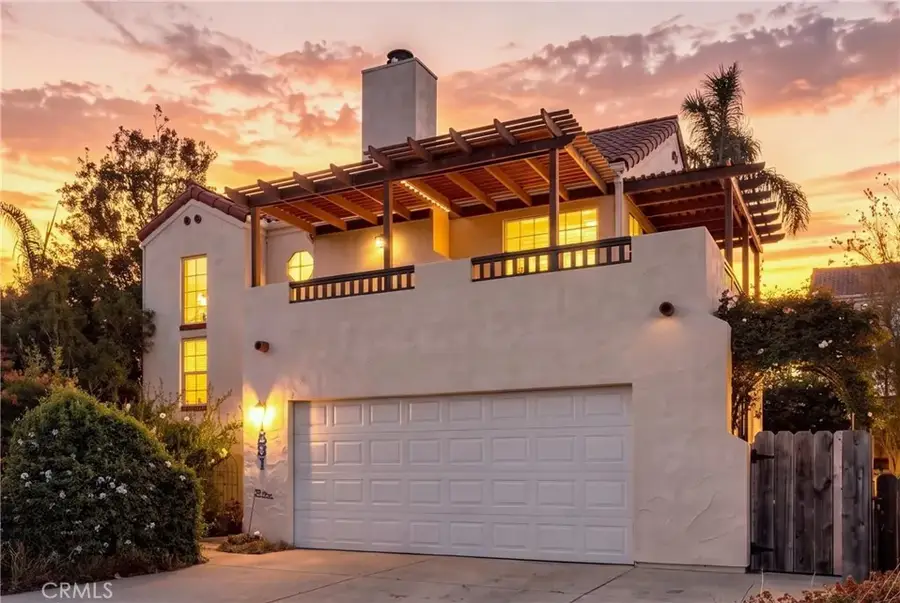 1531 Saratoga Avenue, Grover Beach, CA 93433 - #2