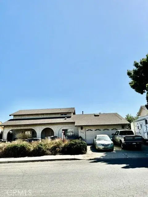 722 E Bunny Avenue, Santa Maria, CA 93454