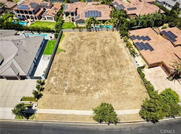 2407 Brighton Park, Bakersfield, CA 93311