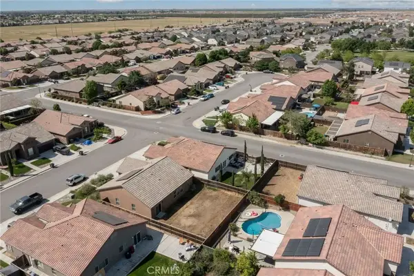 9500 Laurelwood Court, Shafter, CA 93263
