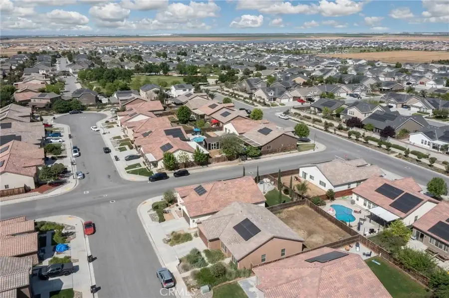 9500 Laurelwood Court, Shafter, CA 93263 - #2