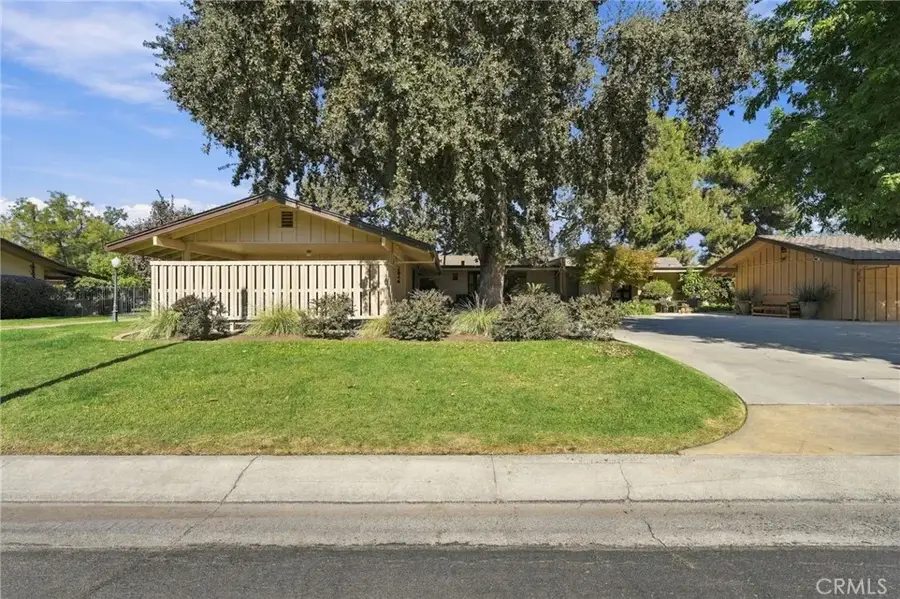 2846 W Border Links Drive, Visalia, CA 93291 - #2