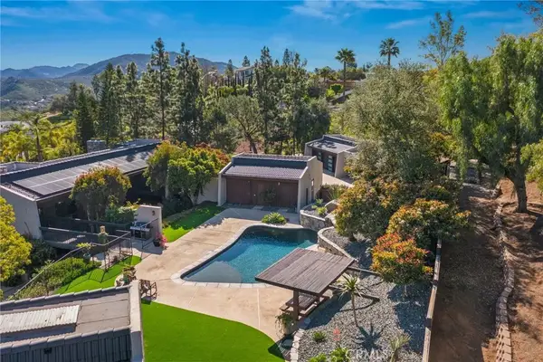 780 Singing Vista, El Cajon, CA 92019