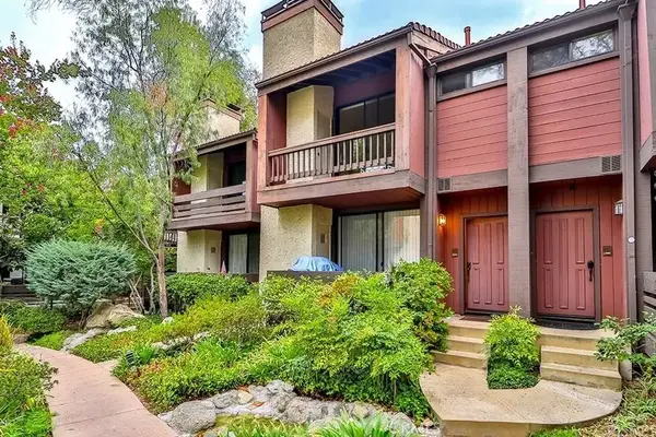 21931 Burbank #23, Woodland Hills, CA 91367