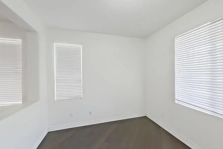 6048 Oak Fence Lane, Lancaster, CA 93536 - Image #3