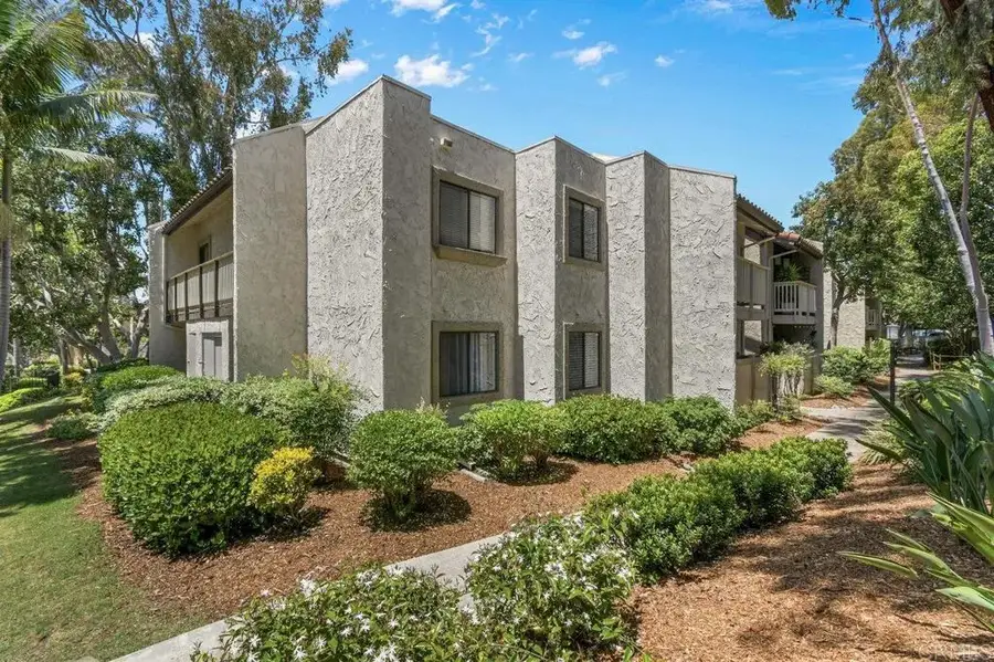 9959 Azuaga Street #105, San Diego, CA 92129 - Image #2