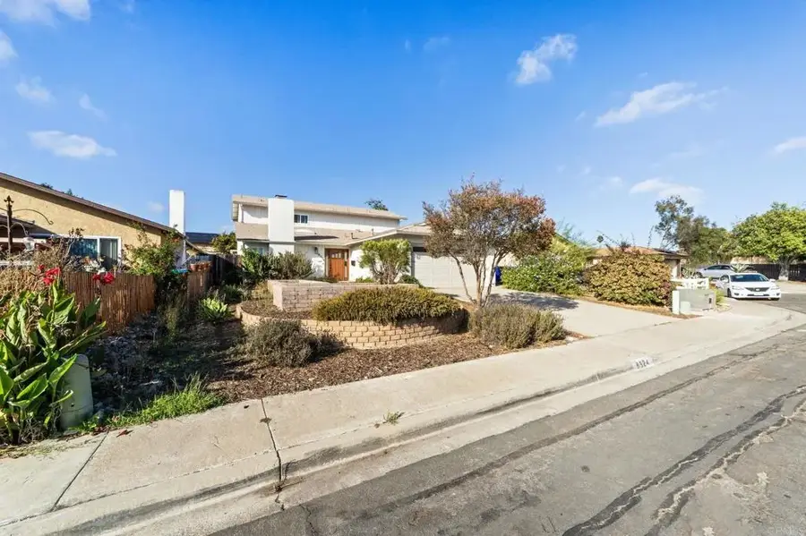 8324 Calle Calzada, San Diego, CA 92126 - Image #3