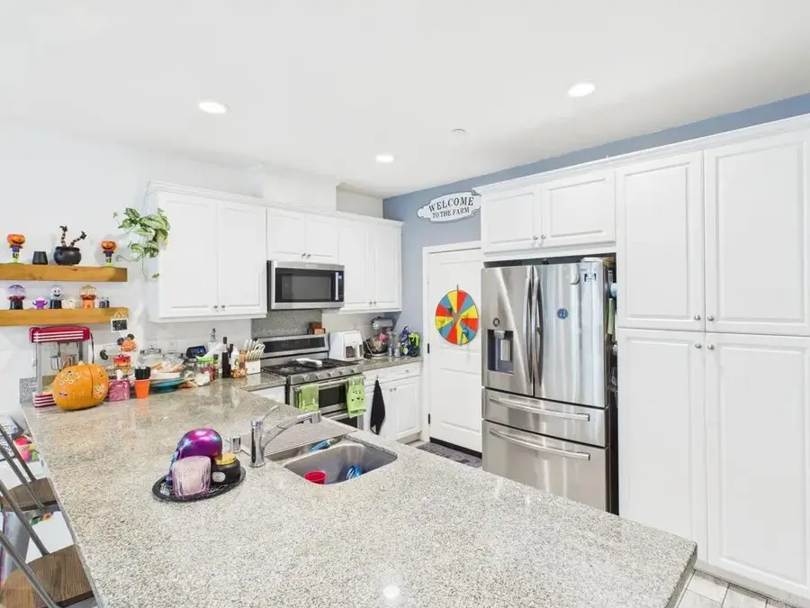 1922 Corte Zafiro #136, Chula Vista, CA 91913 - Image #2