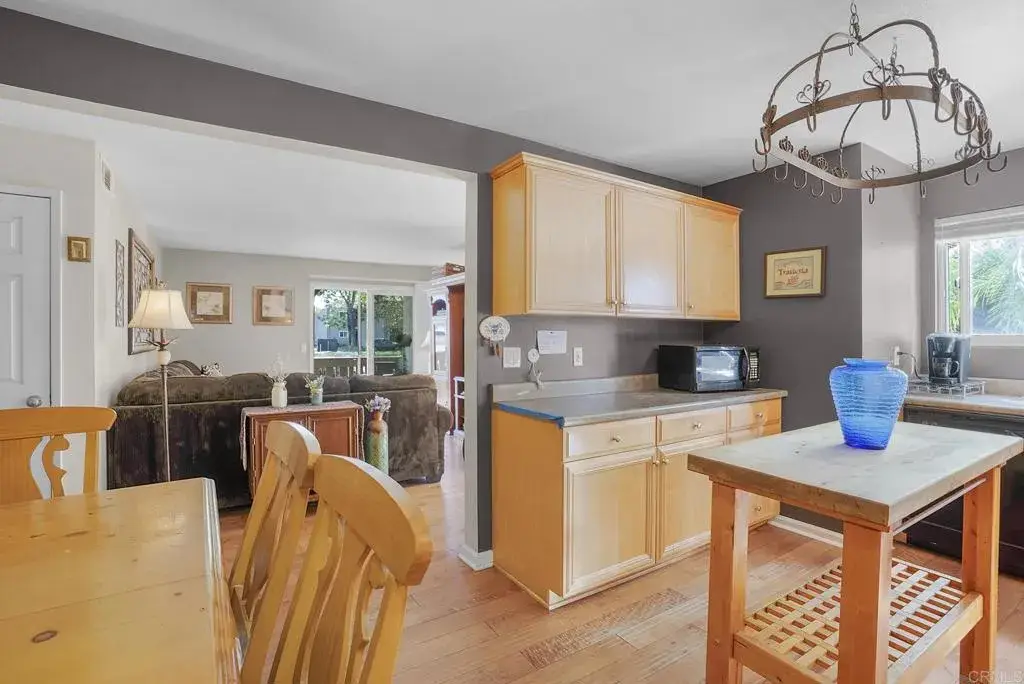 2536 White Oak Place #1, Escondido, CA 92027 - Image #1