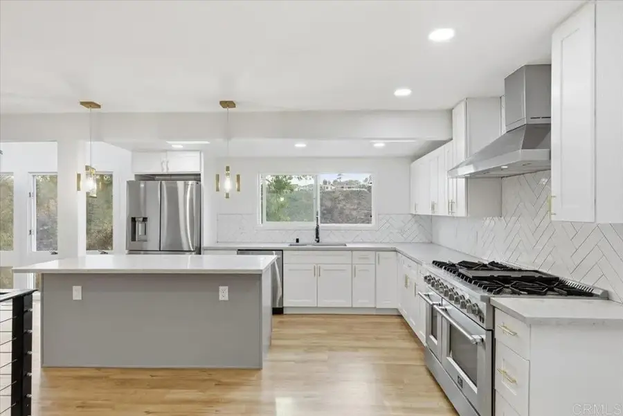 5220 Le Barron Road, San Diego, CA 92115 - Image #2