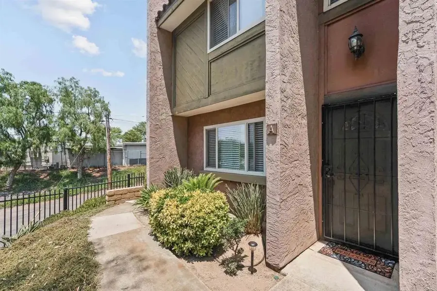 1463 N Broadway #A, Escondido, CA 92026 - Image #2