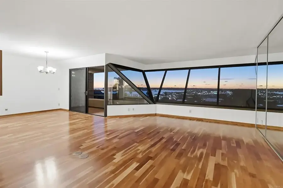 230 W Laurel Street #502, San Diego, CA 92101 - Image #3