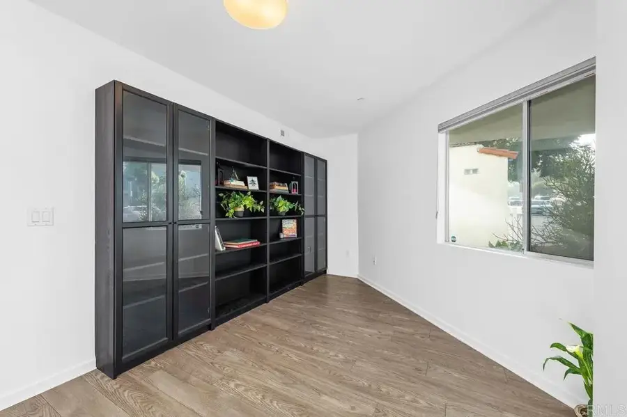 2187 Catalina Boulevard, San Diego, CA 92107 - Image #2