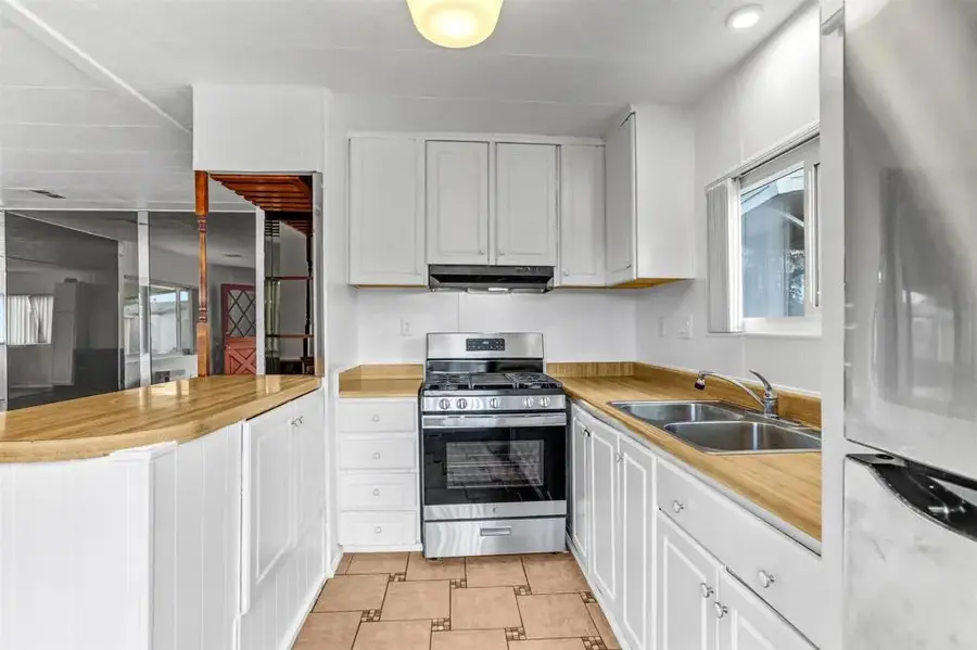 402 63rd #SPC 12, San Diego, CA 92114 - #3