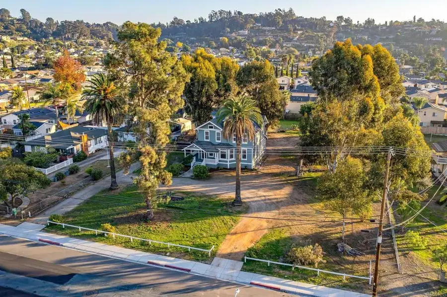 1571 Granite Hills Dr, El Cajon, CA 92019 - Image #3