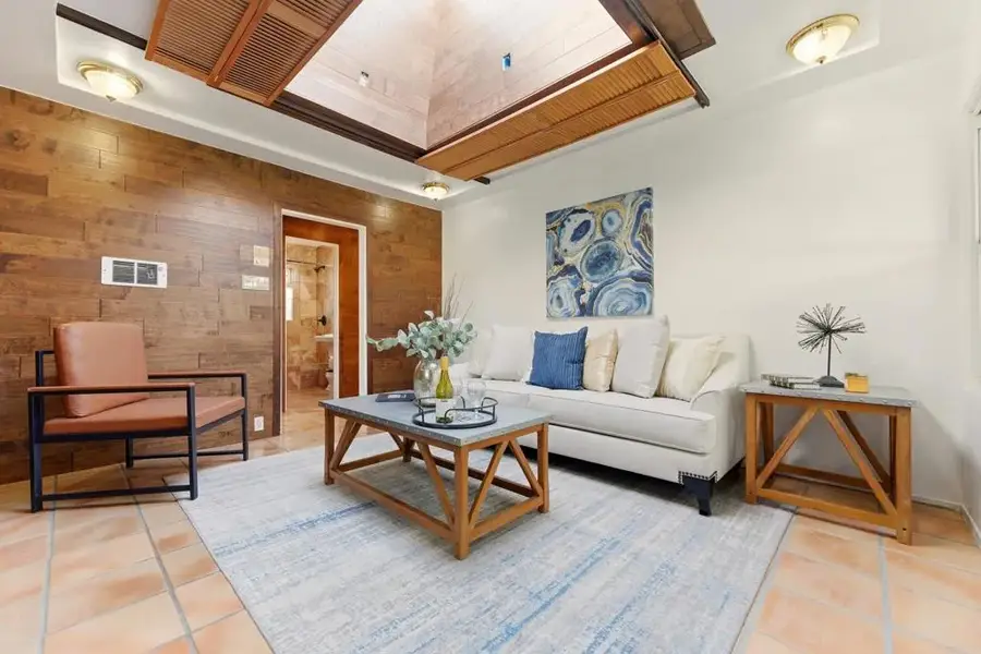 962 Hanover Street, San Diego, CA 92114 - Image #2