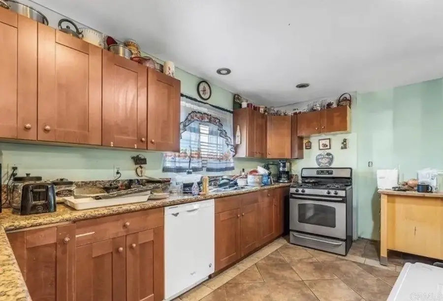 2049 Madera Street, Lemon Grove, CA 91945 - Image #3