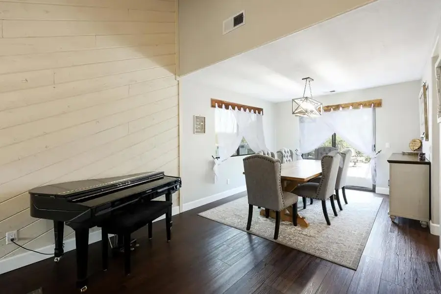 2129 Avenida Del Cielo, Alpine, CA 91901 - Image #3