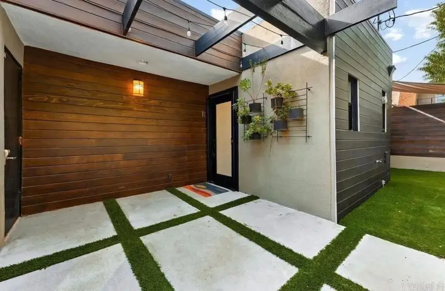 3866 Alta Mesa Drive, Studio City, CA 91604 - Image #3