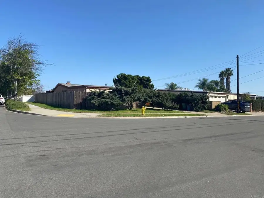 3395 Lockwood Drive, San Diego, CA 92123 - Image #2
