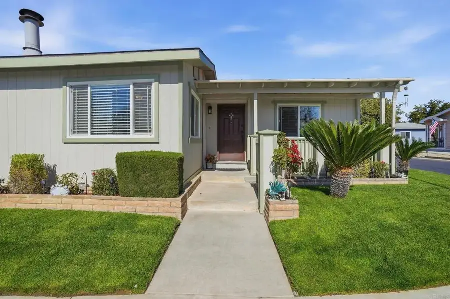 1481 Martinique, Hemet, CA 92543 - Image #2