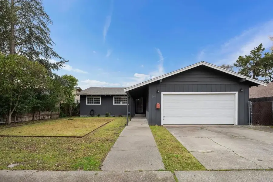 241 Howard Avenue, Vallejo, CA 94589 - #2