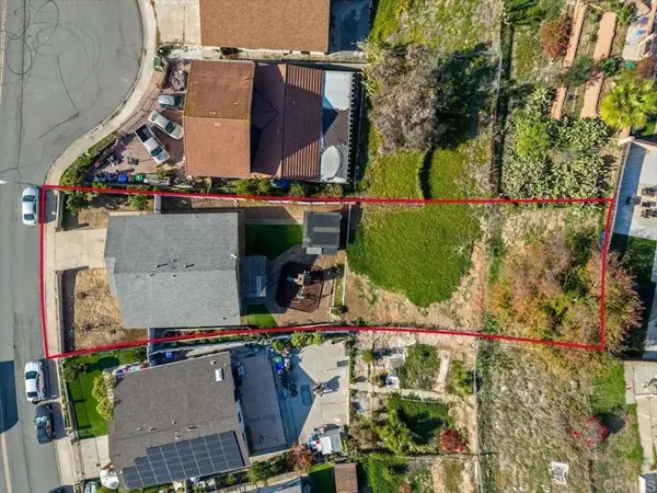 245 Deep Dell Rd, San Diego, CA 92114