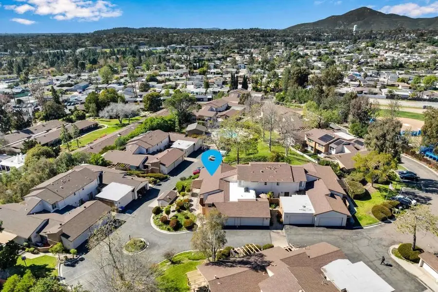 6050 Henderson #9, La Mesa, CA 91942 - #2