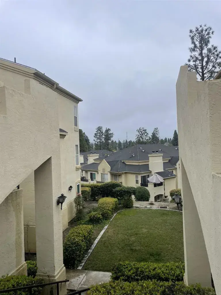 2011 Lakeridge Circle #304, Chula Vista, CA 91913 - #3