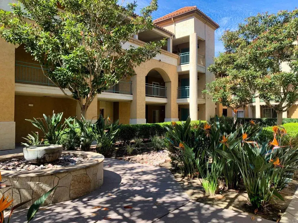 1950 Camino De La Reina #106, San Diego, CA 92108 - #1