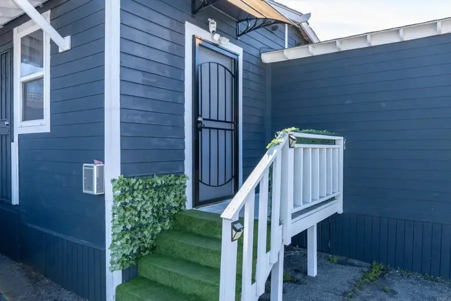 999 E Division St #B27, National City, CA 91950 - #2