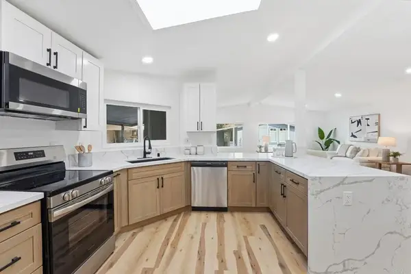 8975 Lawrence Welk Drive #446, Escondido, CA 92026