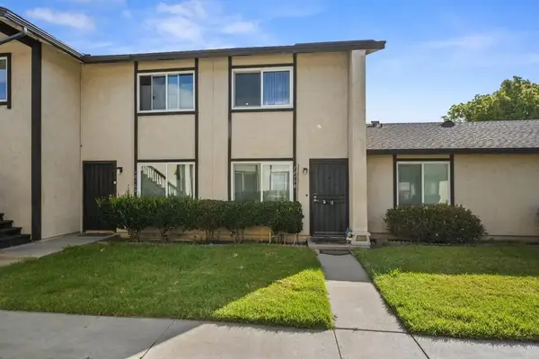 10158 Carefree Dr, Santee, CA 92071