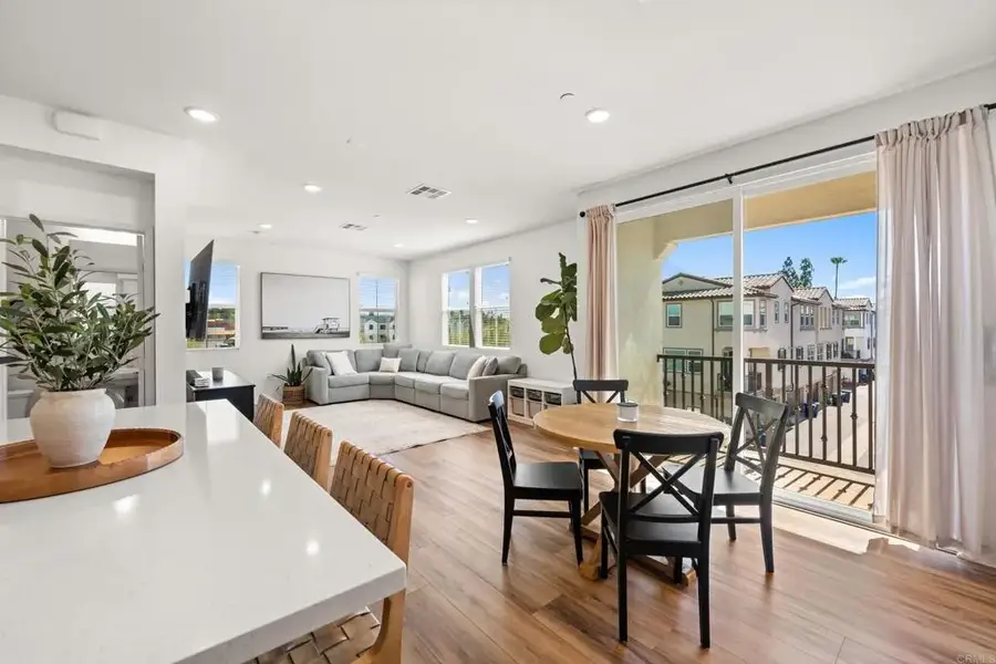 2328 Stardust, Escondido, CA 92025 - #2