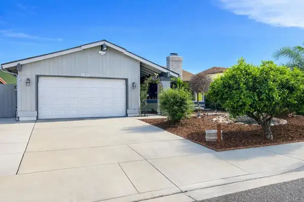 11033 Hillcreek Road, Santee, CA 92071